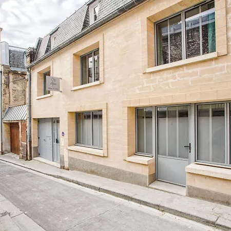 Affaire, Petit Dejeuner Offert En Hypercentre Кан