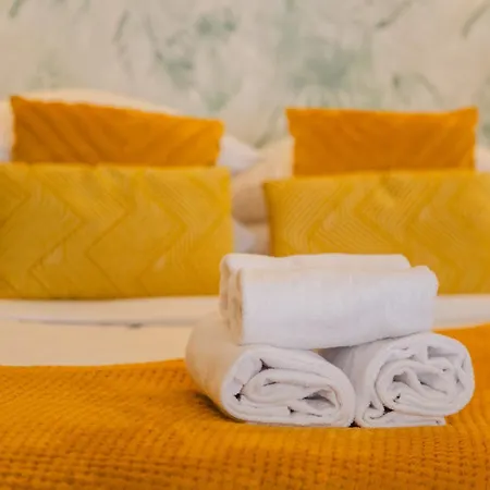 Affaire, Petit Dejeuner Offert En Hypercentre 3* Кан