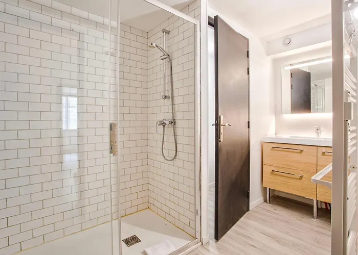 Апарт-отель Affaire, Petit Dejeuner Offert En Hypercentre Кан