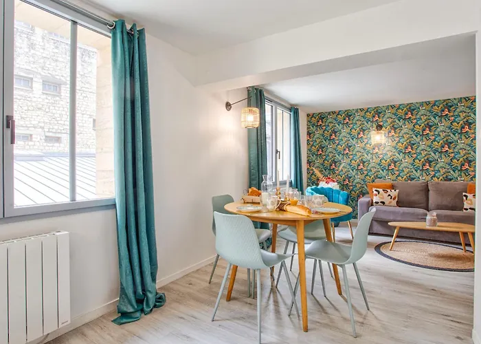 Affaire, Petit Déjeuner Offert En Hypercentre Caen