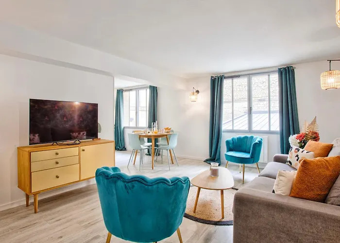 Affaire, Petit Dejeuner Offert En Hypercentre Кан