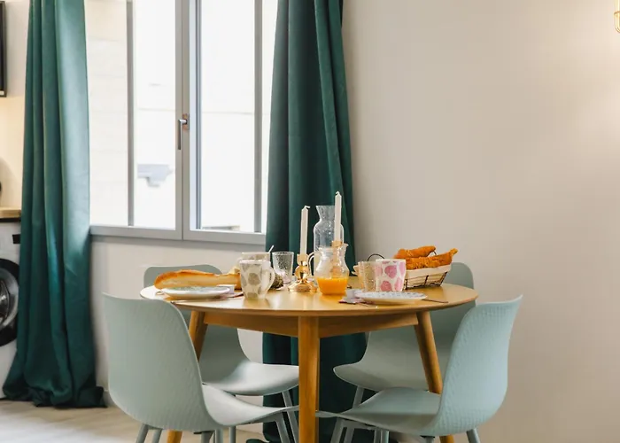 Affaire, Petit Dejeuner Offert En Hypercentre 3*