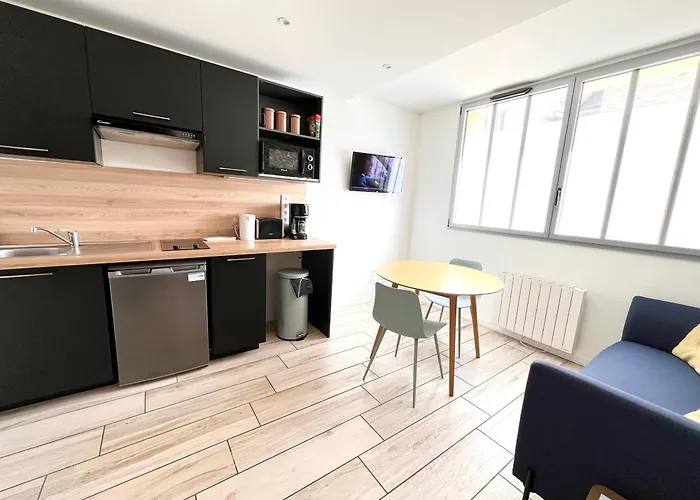 Affaire, Petit Dejeuner Offert En Hypercentre Апарт-отель 3*